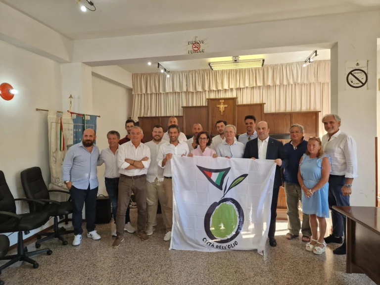 Giosuè Catania, nuovo presidente regionale per la Sicilia dell'Associazione Città dell'Olio 1 20230726 175145 scaled