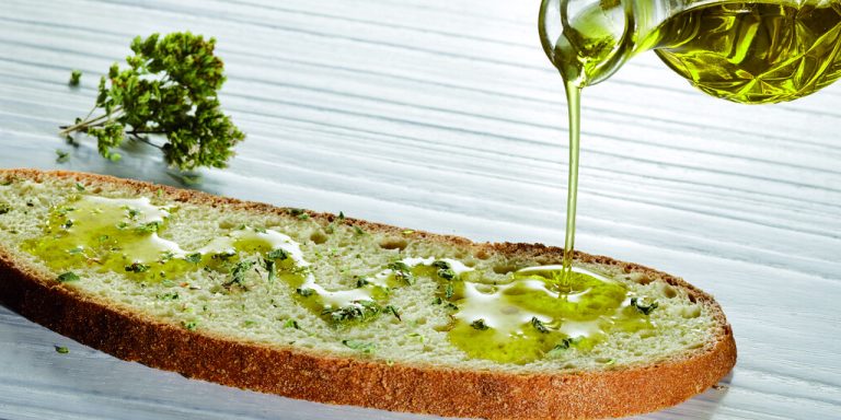 Perché l’olio nuovo pizzica? Fisiologia, chimica e qualità di un pregio sensoriale 2 gusto